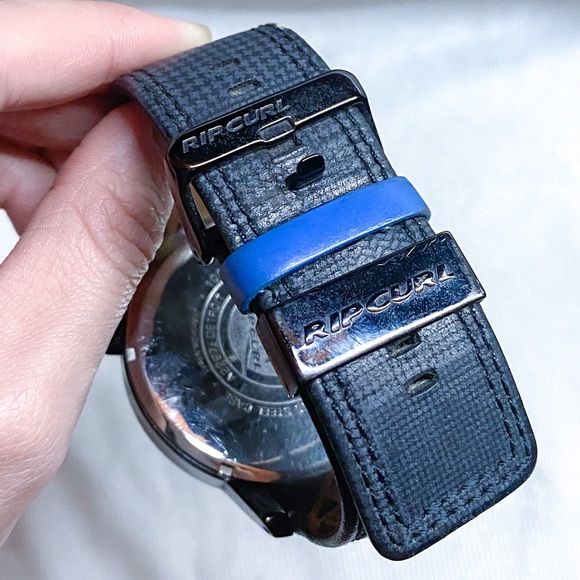 new Rip Curl diver’s watch stainless steel - Picture 5 of 6